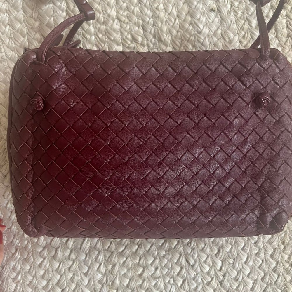 BOTTEGA VENETA - Intrecciato  Leather Crossbody Bag - Burgundy